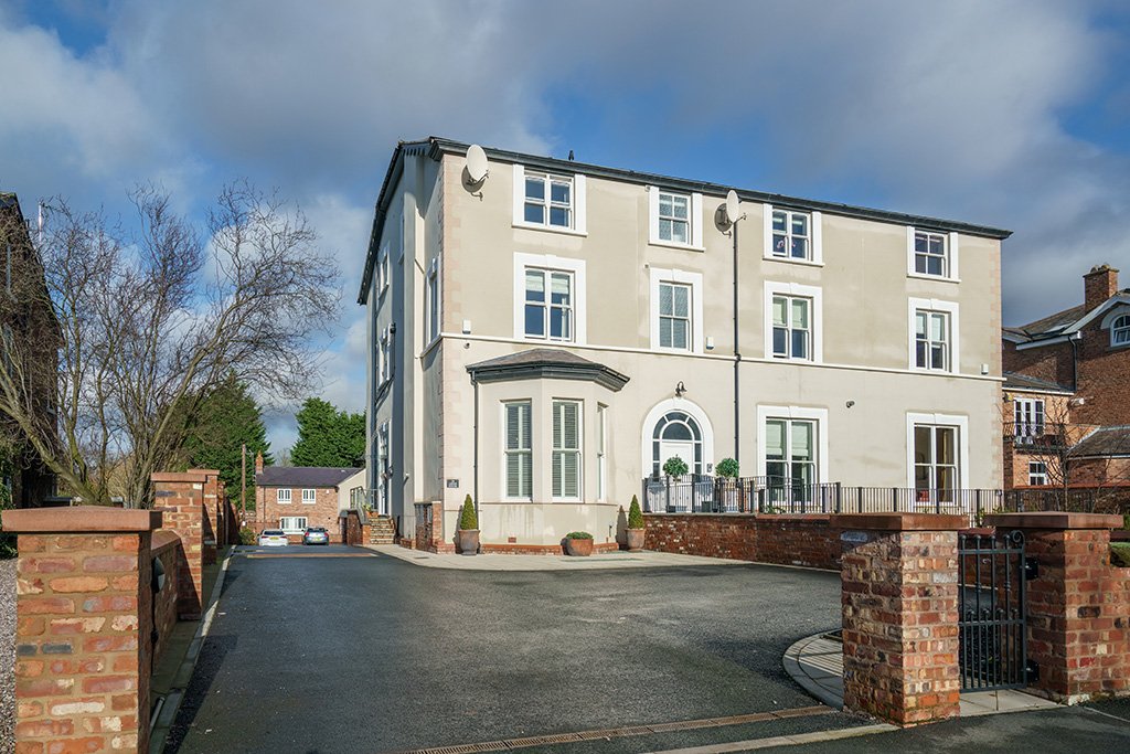 Aspen-House-Curzon-Park-Currans-Unique-Chester