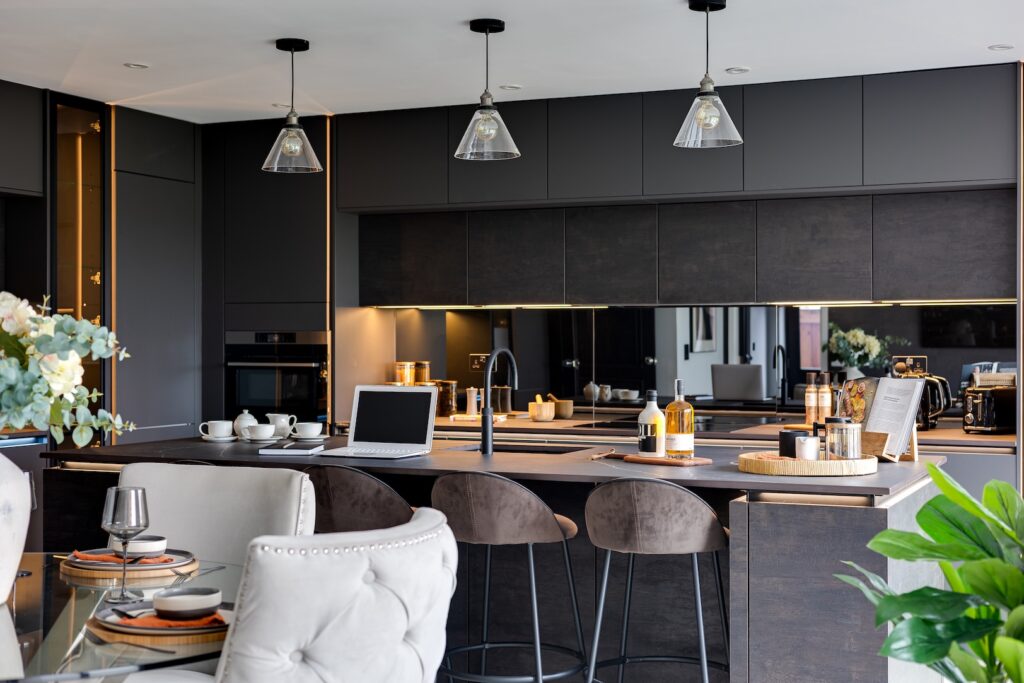 Beaufort Court, Lache Lane, CH4