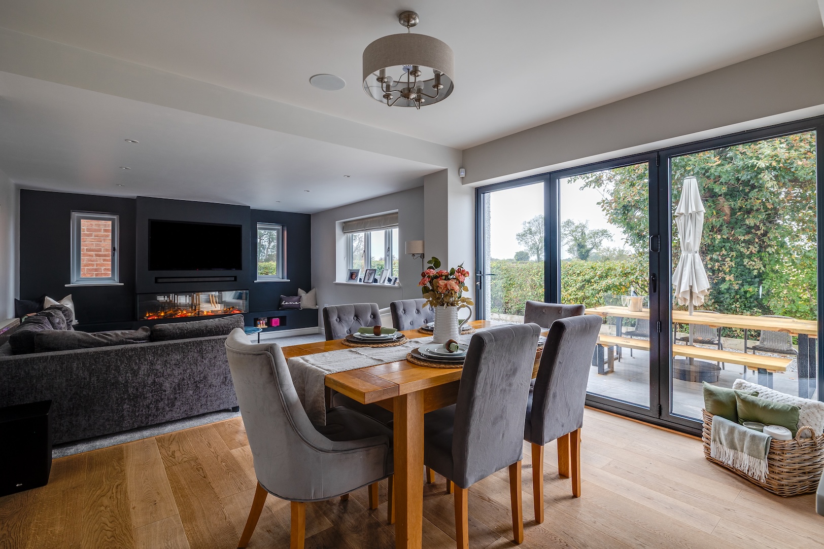 Townfield Lane, Mollington, CH1 - Currans Homes, Chester