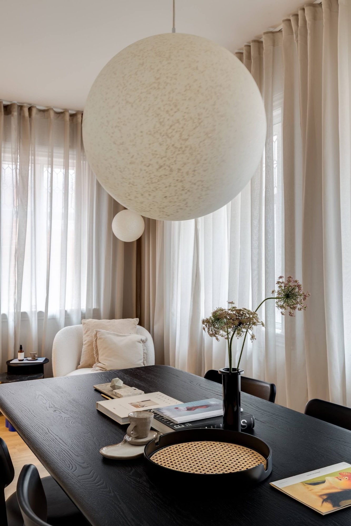 Dining room – 12A Whitefriars Chester – VIP Buyers – Currans Unique Estate Agency Chester in collaboration with OH Design 3 Dining area of the iconic 12A Whitefriars Cottage, Chester – a unique historic property being marketed to VIP Buyers only by Currans Unique Estate Agents Chester in collaboration with oH design studio.