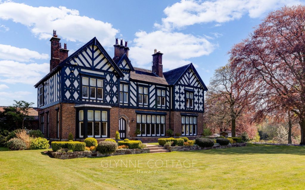 Castle Grounds, Hawarden, CH5