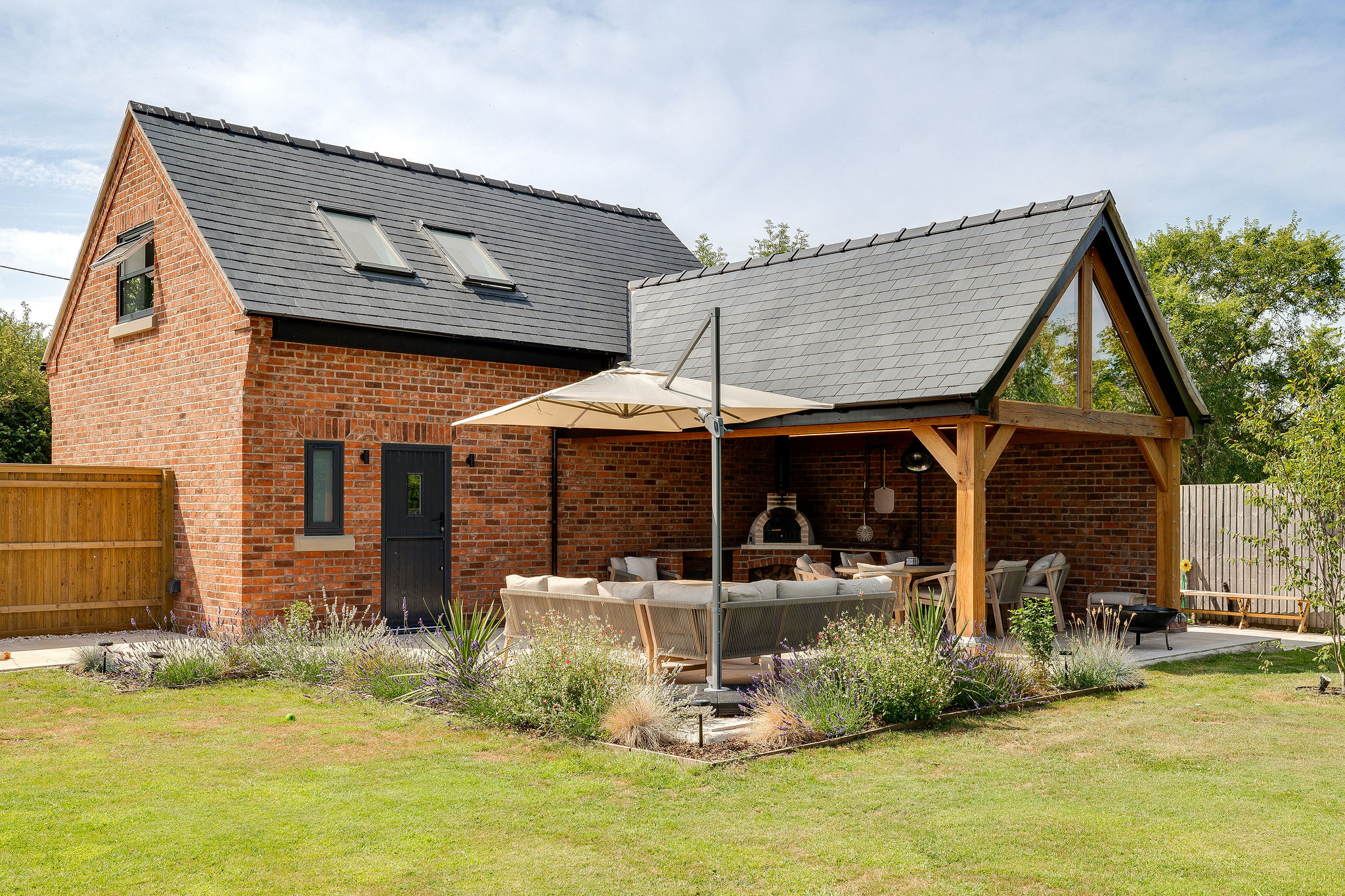 4J6A2212HDR1LowerParksideCottages.Highres.jpg