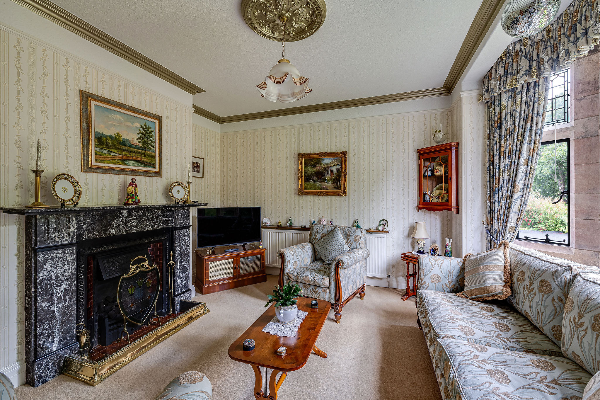 4J6A3399HDR-Edit11DeeBanks.Highres.jpg