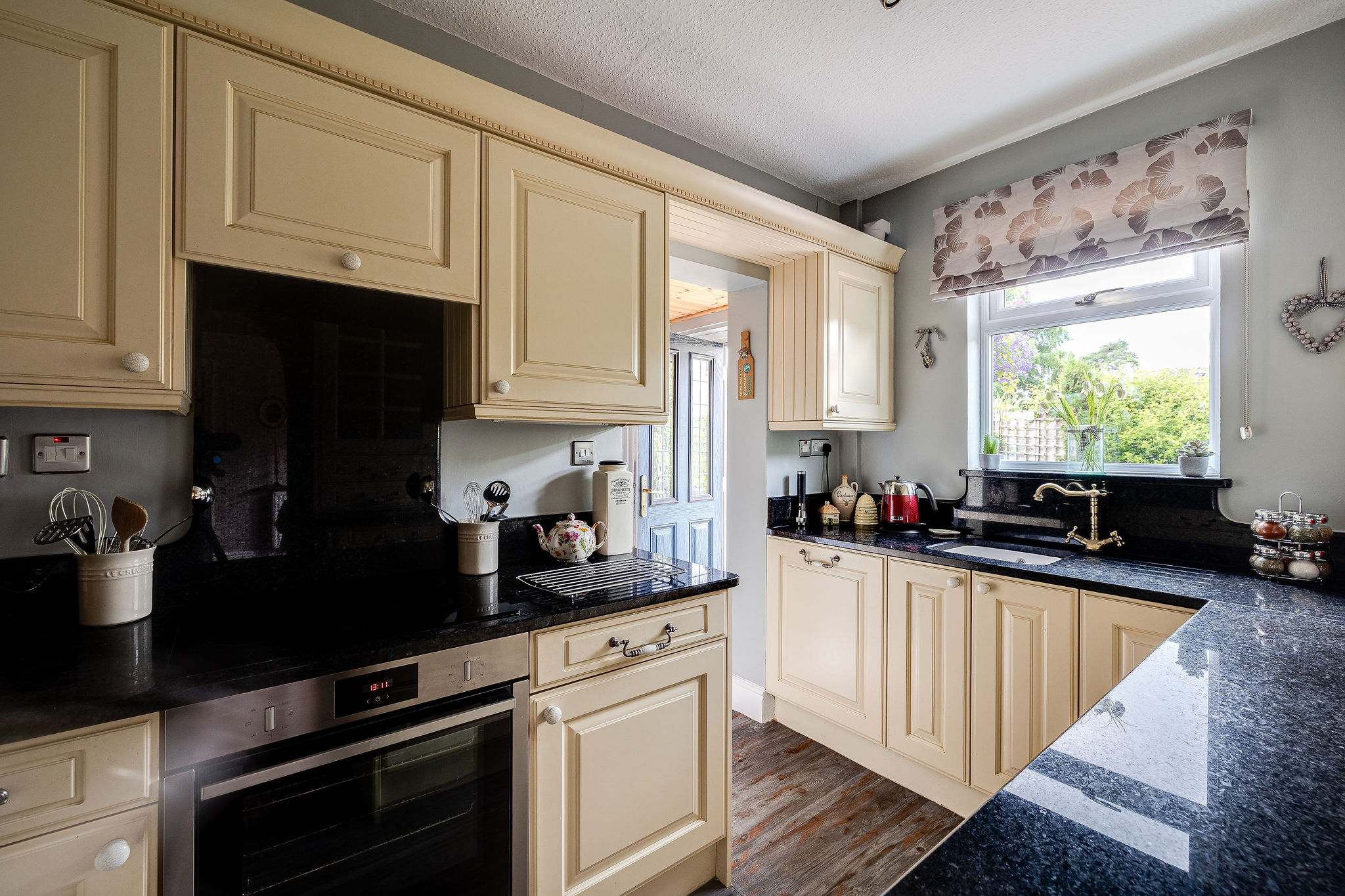 4J6A3424HDR11DeeBanks.Highres.jpg