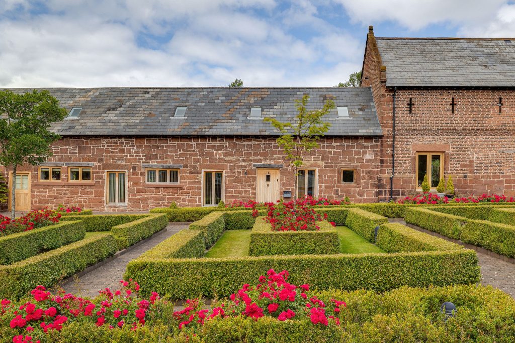 The Runnell, Neston, CH64