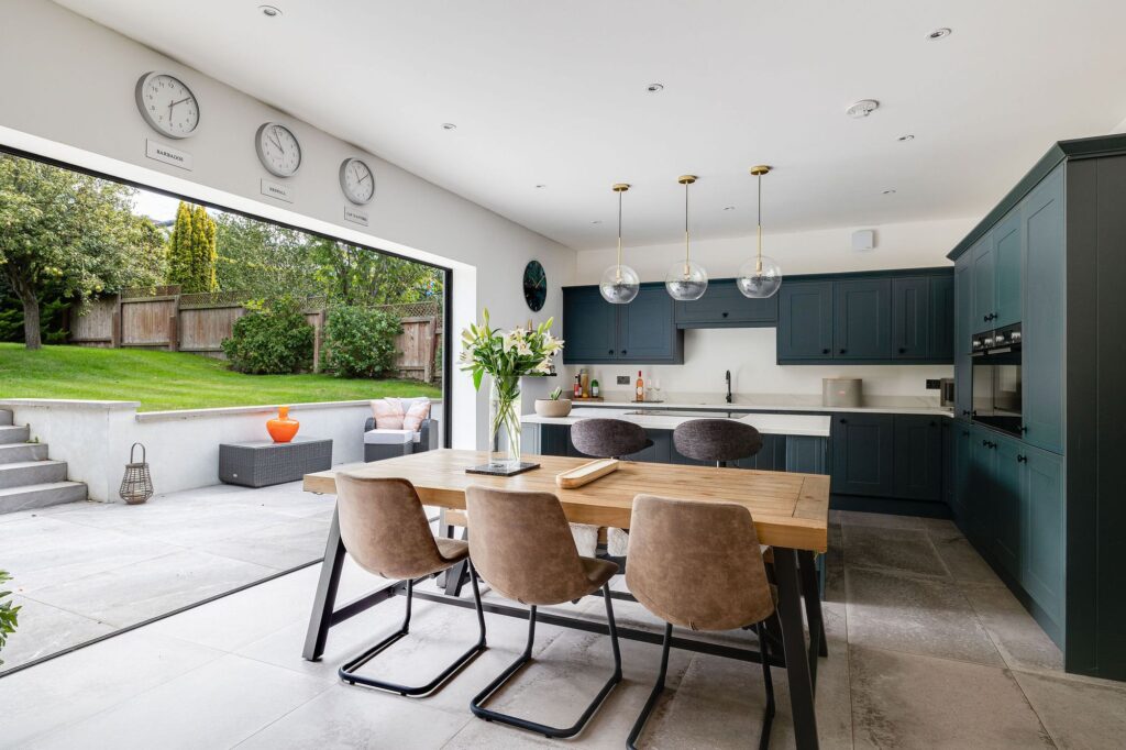 Westway, Heswall, CH60